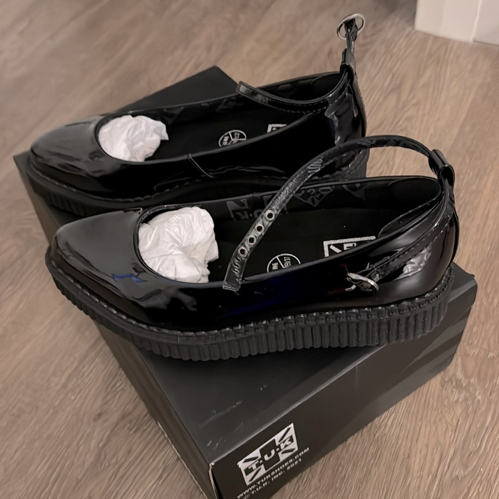 TUK Black Hologram Pointed Ballet Creeper
